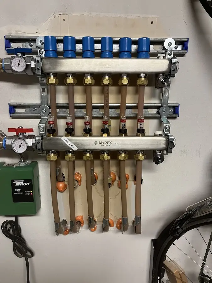 Plumber performing Leak Detection at a residential property in Port Hueneme